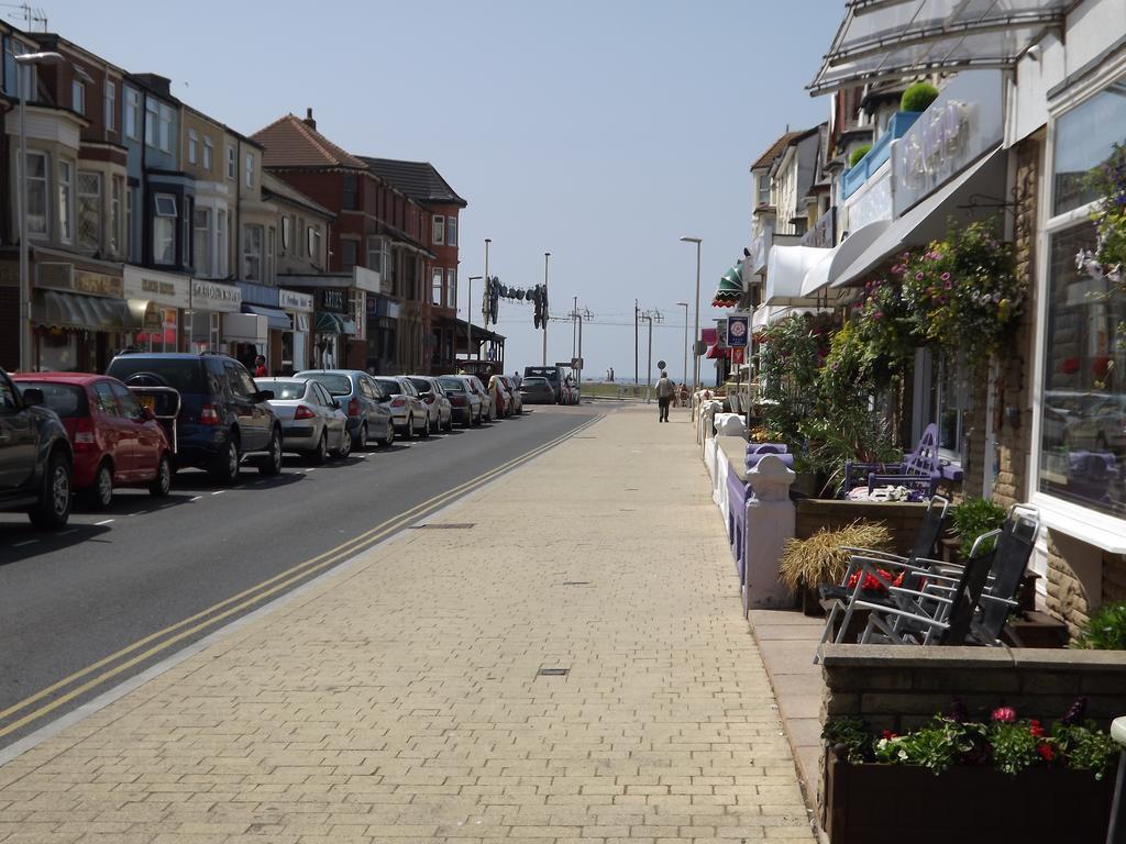 The Strathdon Hotell Blackpool Eksteriør bilde